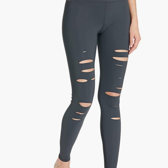 ALO Yoga Pants - Alo Yoga Ripped Warrior medium leggings
